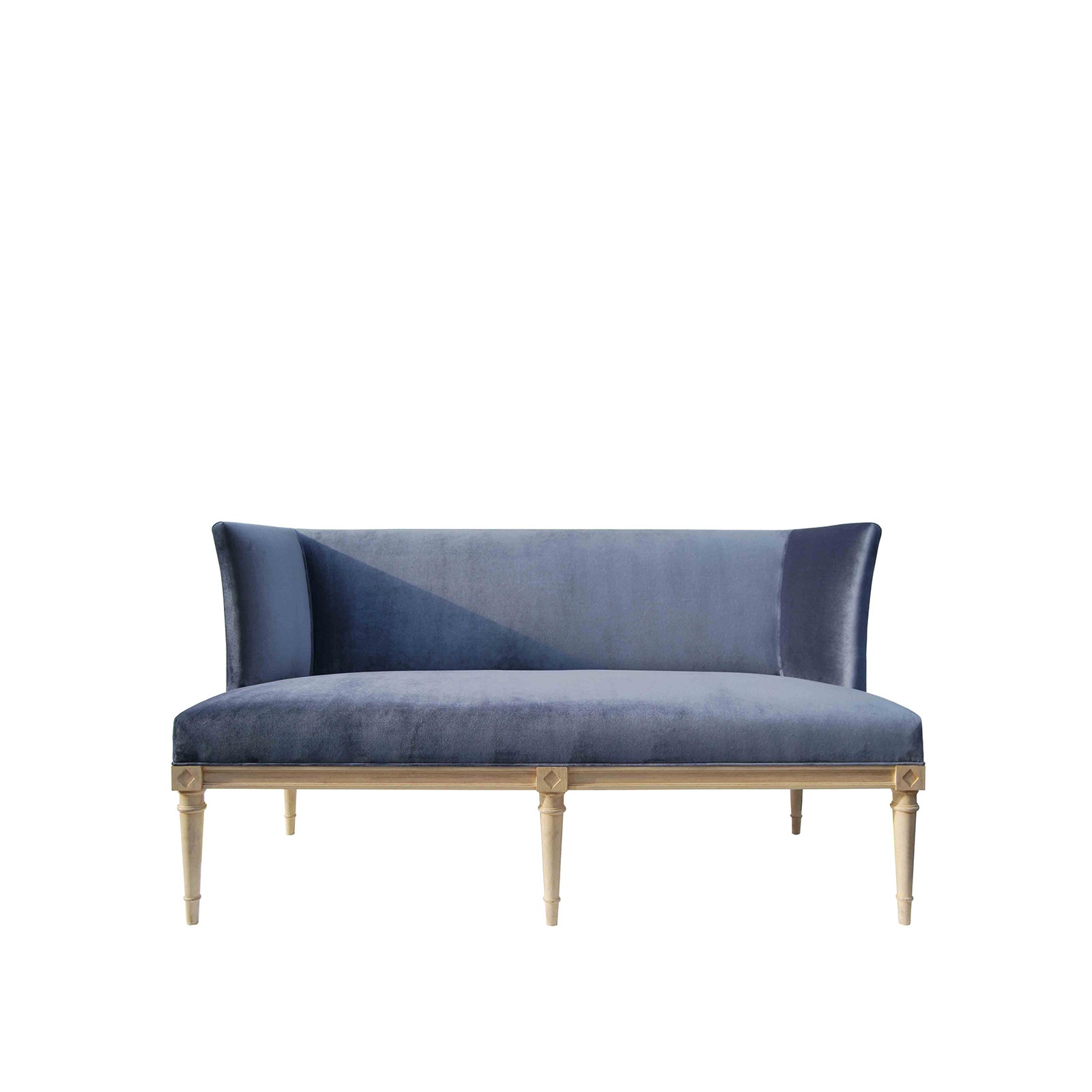 Debonnaire Settee